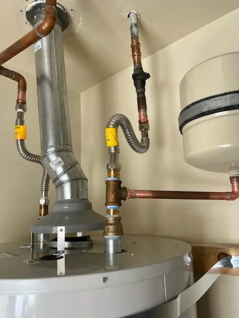 Water heater installation and plumbing repair in Old Collier